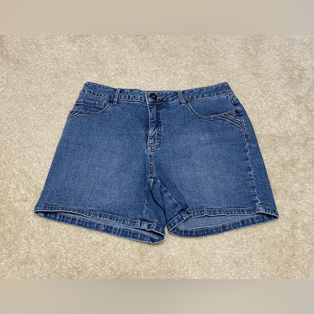 Blue Jean Shorts - Size: 8 - St John’s Bay